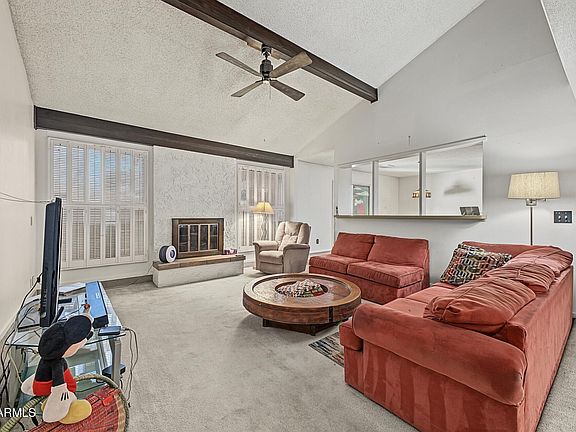 3rd image of 1200 W LAREDO Street