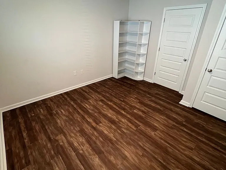 5276 Peach Dr — Photo 13