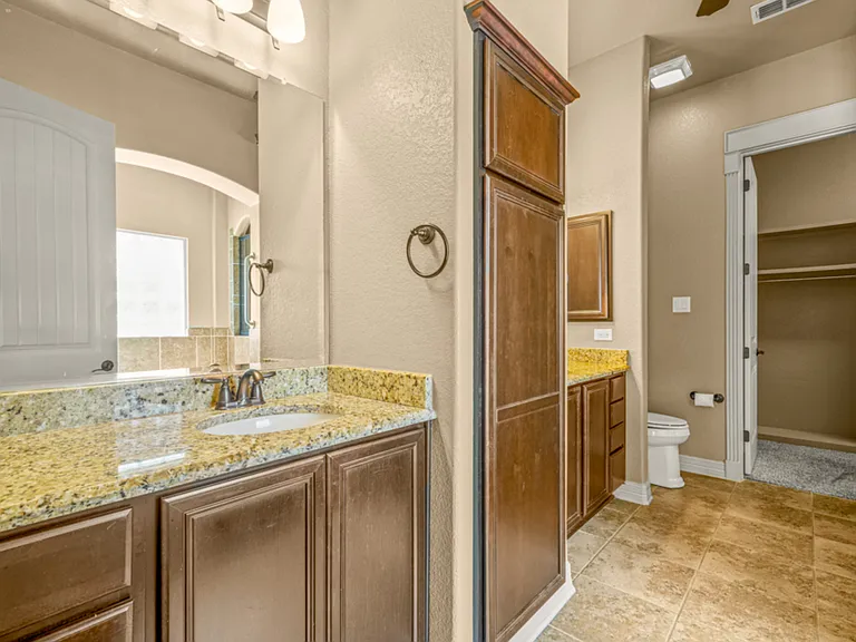 8219 High Noon Way — Photo 31