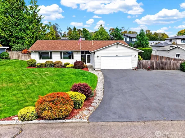 2909 227th Street SW, Brier, WA 98036