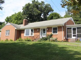 108 Valley View Dr, Mount Sidney, VA 24467