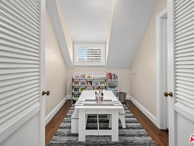 15434 Sutton St — Photo 35