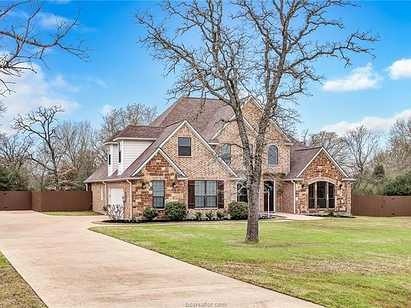 4th image of 17790 Saddle Creek Dr