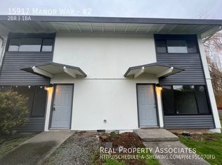 15917 Manor Way APT 2, Lynnwood, WA 98087