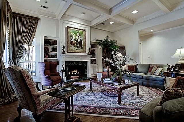 1st image of 5917 Fallsview Ln