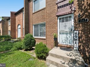 1142 Barnaby Ter SE, Washington, DC 20032
