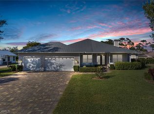 1921 Piccadilly Cir, Cape Coral, FL 33991