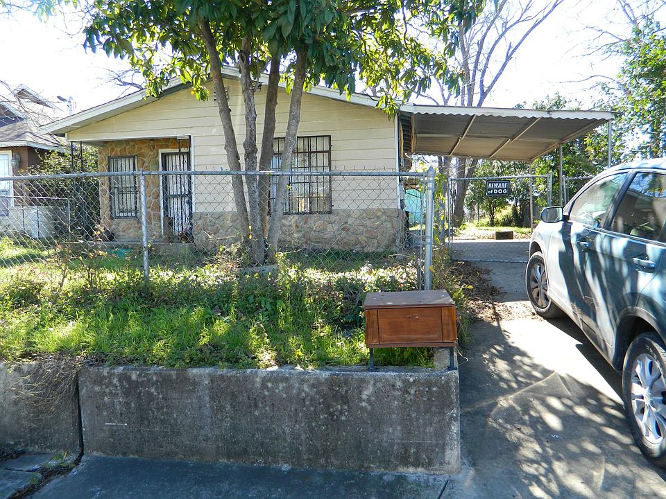 1st image of 3230 La Violeta St