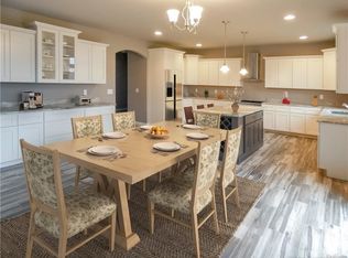 54965 Black Hills Ln, Shelby Township, MI 48316