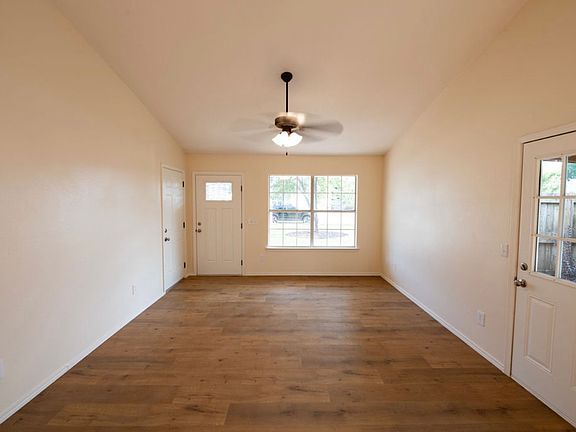 5th image of 4172 Backus Ave
