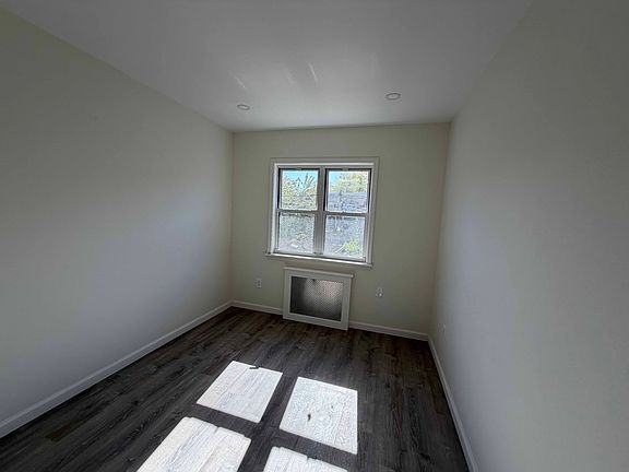 5th image of 3090 Avenue X #2