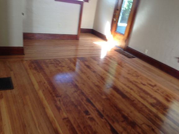 3rd image of 127 S Hayford Ave