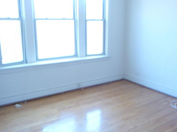 2nd image of 3604 N Damen Ave #3
