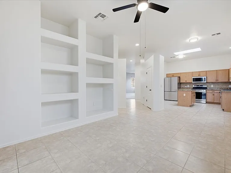 601 E Pima Meadows Dr — Photo 11