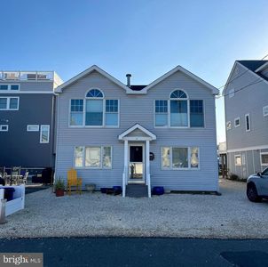 4 W Sumner Ave, Beach Haven, NJ, 08008