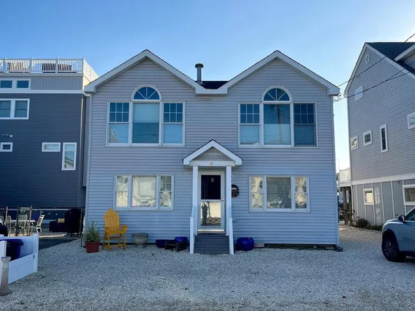 4 W Sumner Ave, Brant Beach, NJ 08008