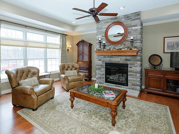 5444 Autumn Glen St-103