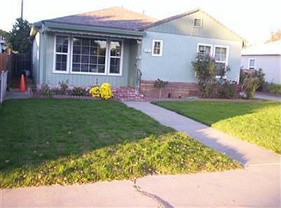 1st image of 701 Tamarack Dr