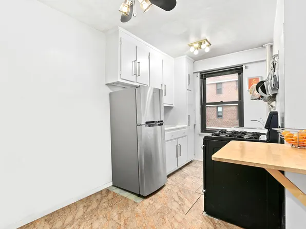 415 Grand Street image 1 of 5