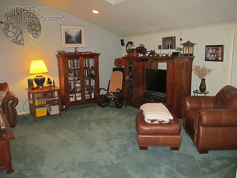 5th image of 2900 Loch Lomond Dr