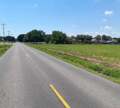 3rd image of 200 W Teljean Rd