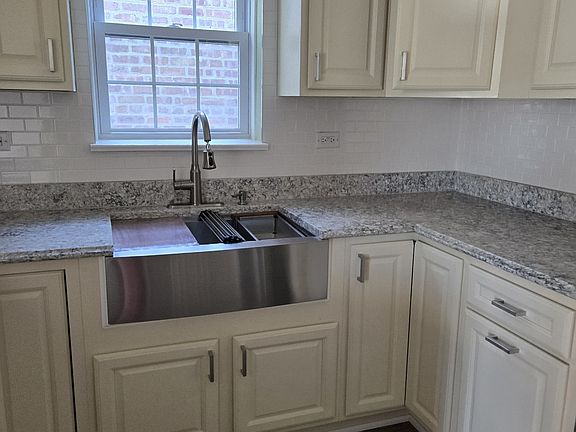 4th image of 3509 S 55th Ct