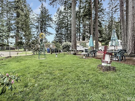 3rd image of 6812 203rd Street Ct E