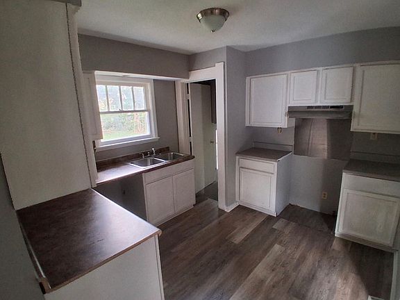 4th image of 1444 E Clay St