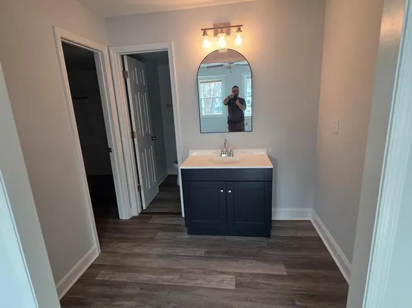 12101 Salemtown Dr, Woodbridge, VA 22192