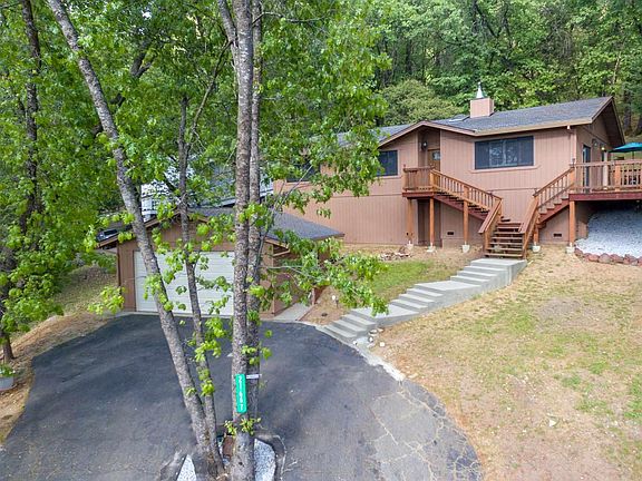 3rd image of 21667 Crystal Lake Dr