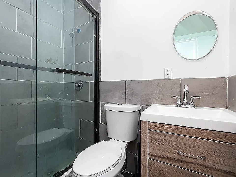 1st image of 69 Lewis Ave #2