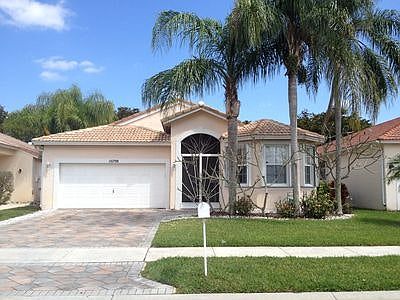 4th image of 10798 Madison Dr