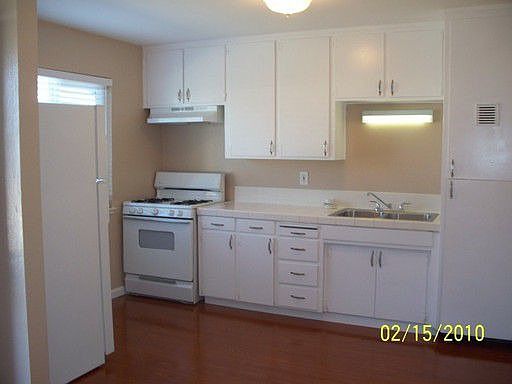 2nd image of 1005 Circuit Dr APT B