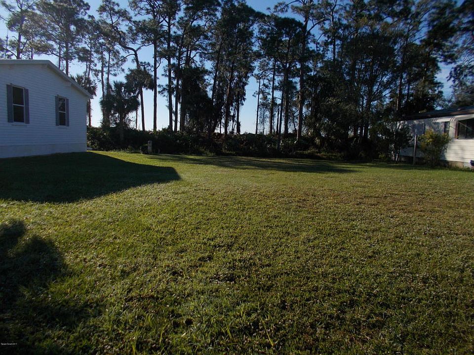 1st image of 331 Papaya Cir