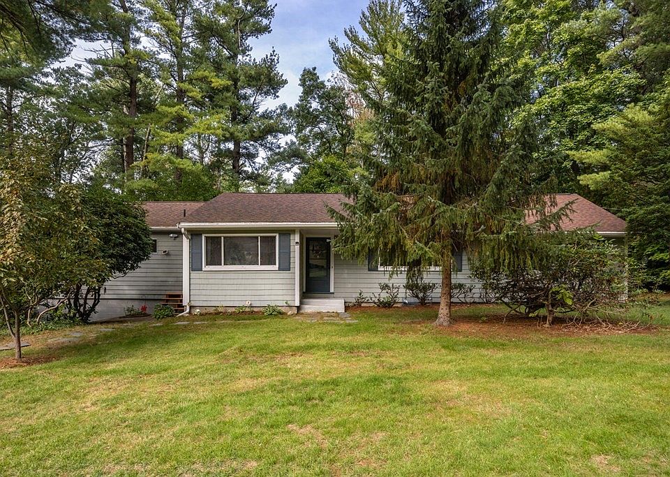 1st image of 27 Hilltop Dr