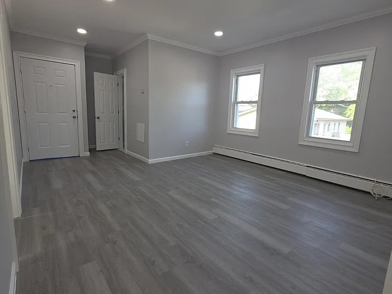 3230 Lexington Ave #13 — Photo 6