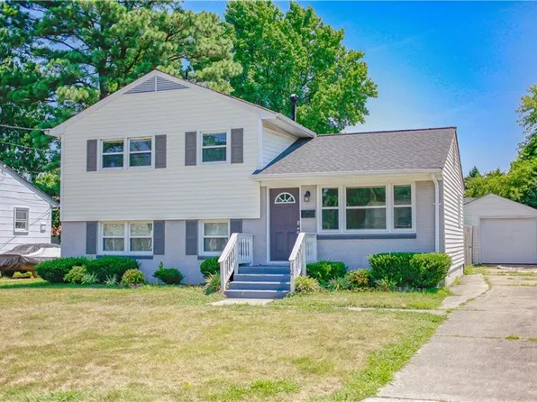 12 Briarwood Drive, Hampton, VA 23666