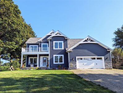 11659 Old Lake Rd, North East, PA, 16428