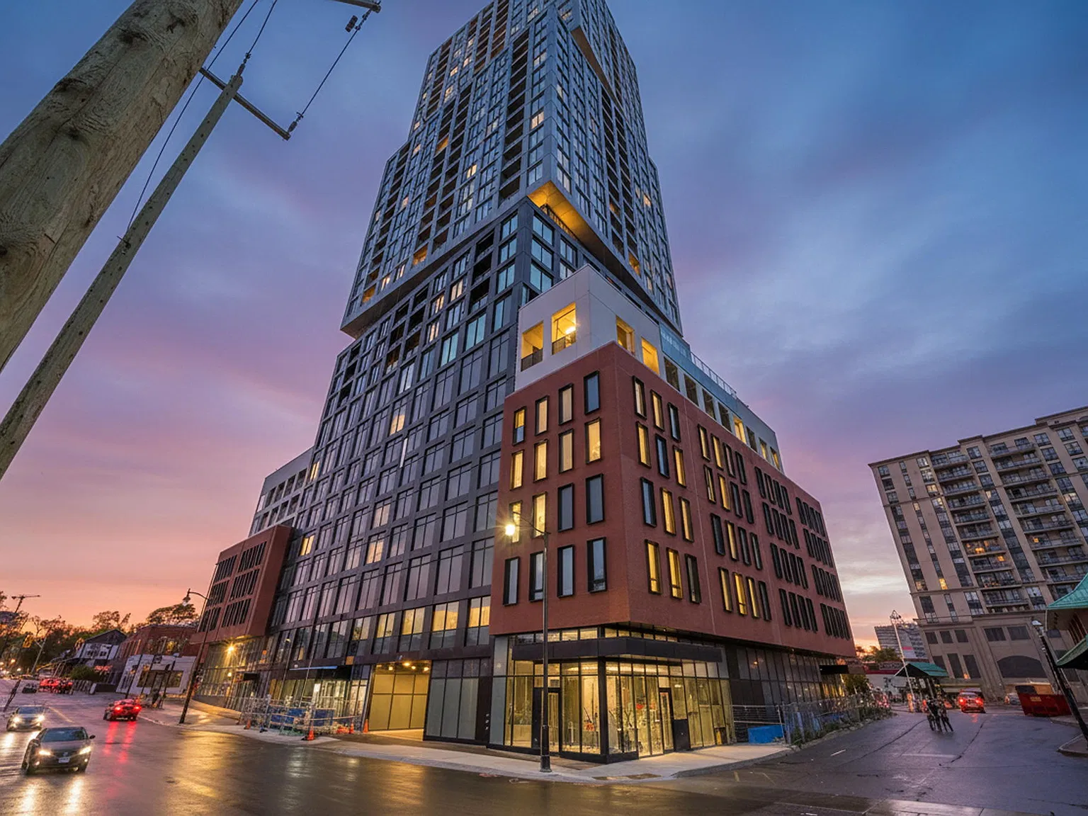 Debut Condo's — Photo 1