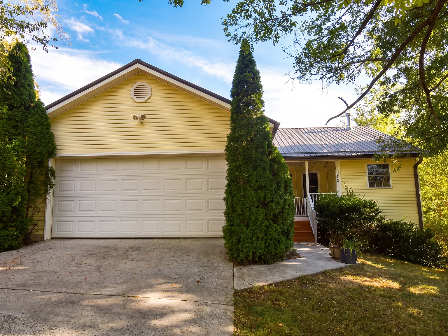 3 bed, 1100 sqft, $2,750 — Photo 1