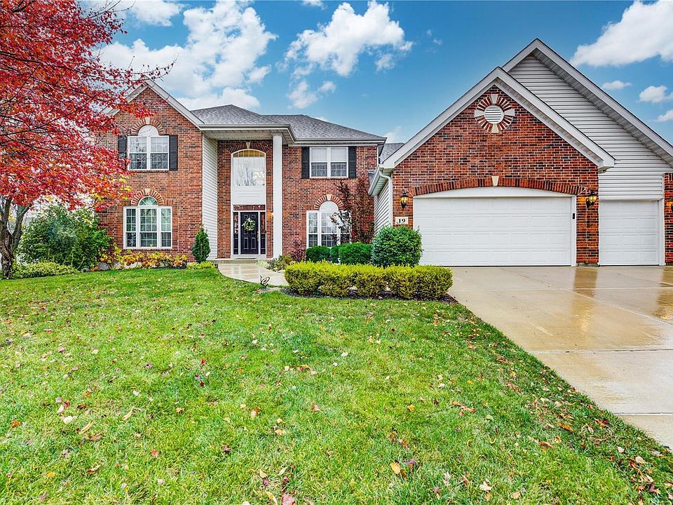 1st image of 19 Jacqueline Knoll Ct