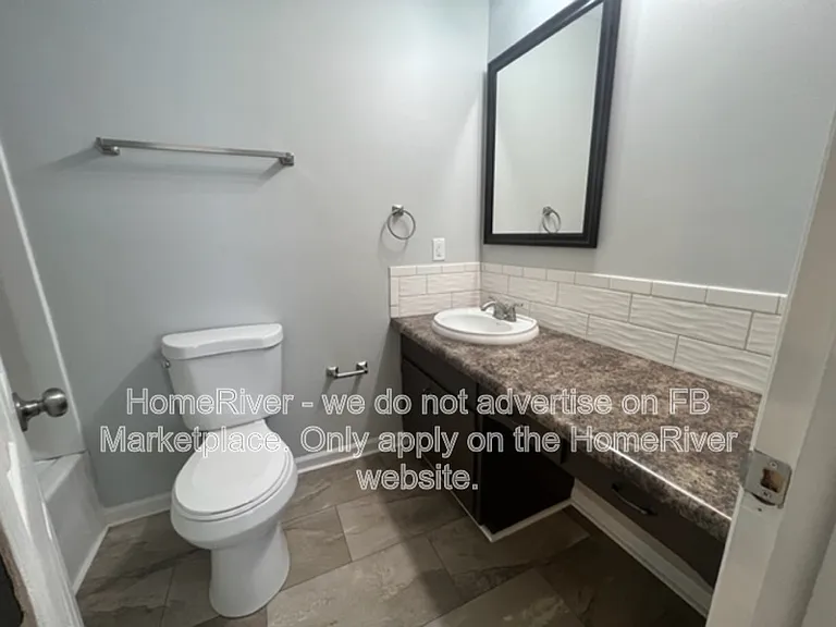 809 Spring Valley Dr — Photo 15