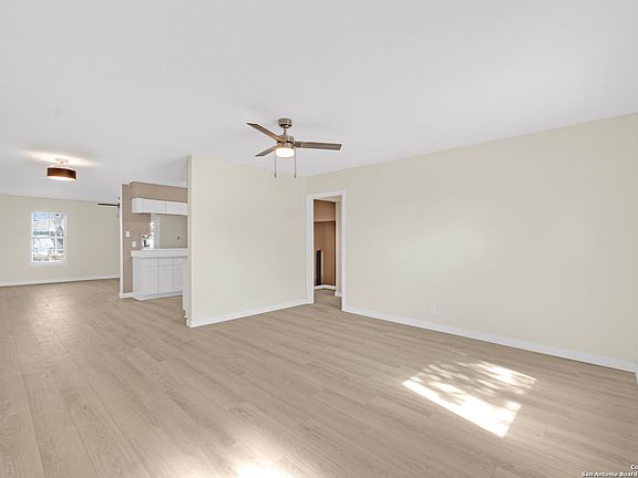 4th image of 247 GAYLE AVENUE