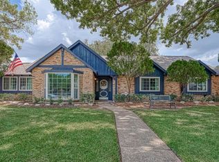 2214 Pomeran Dr, Houston, TX 77080