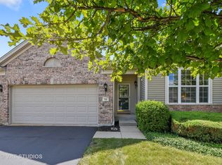 706 Tahoe Trl, Elgin, IL 60124