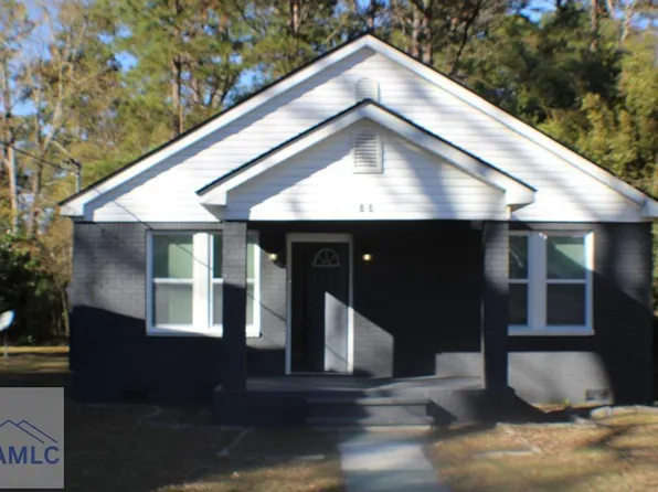 88 Rommel Ave, Garden City, GA 31408