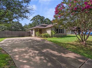 3408 Augusta Ct, Bryan, TX 77803