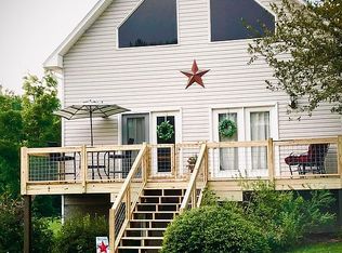15 Young Dr, Candler, NC 28715