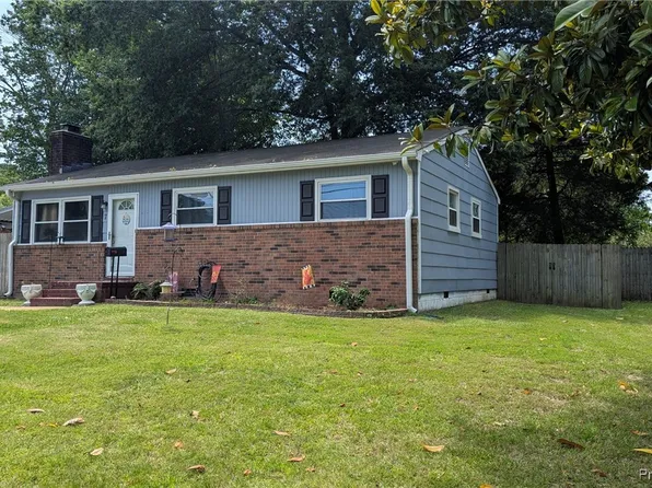 7 Crutchfield Dr, Newport News, VA 23602