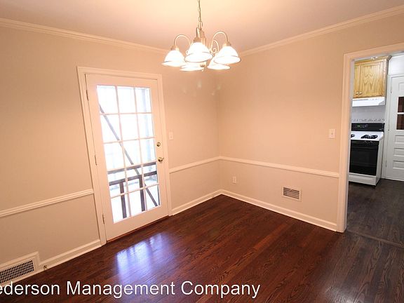 4th image of 5326 Ash St